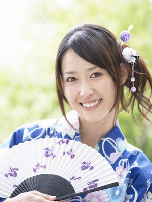 【最新版】クラスTシャツの選び方と作成ポイント|思い出に残るデザインと購入のコツ